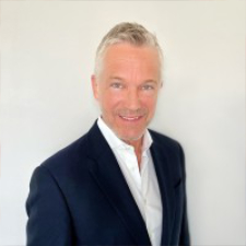 Peter Wright - Speakers